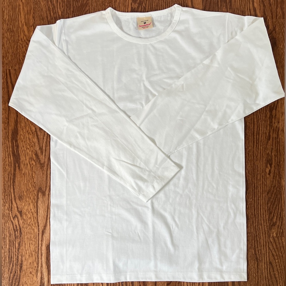 Goodwear Long Sleeve Crew Neck Pocket Tee | White | Men’s Medium